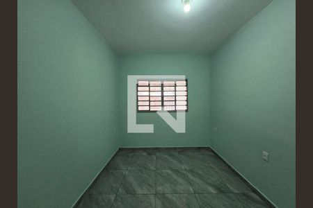 Quarto 01 de casa para alugar com 2 quartos, 74m² em Jardim Presidente Dutra, Guarulhos