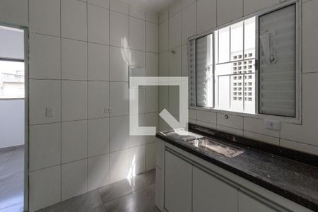 Cozinha de casa para alugar com 2 quartos, 60m² em Jardim Presidente Dutra, Guarulhos