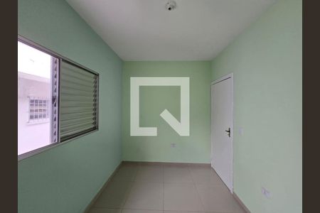 Quarto 01 de casa para alugar com 1 quarto, 40m² em Jardim Presidente Dutra, Guarulhos