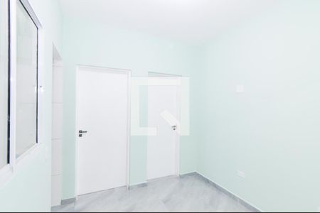 Sala de casa para alugar com 2 quartos, 60m² em Jardim Presidente Dutra, Guarulhos