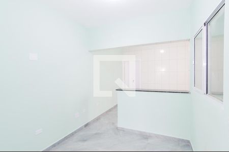 Casa para alugar com 2 quartos, 60m² em Jardim Presidente Dutra, Guarulhos