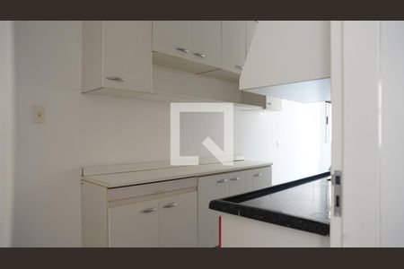 Cozinha de apartamento para alugar com 2 quartos, 58m² em Jardim Sao Judas Tadeu, Guarulhos