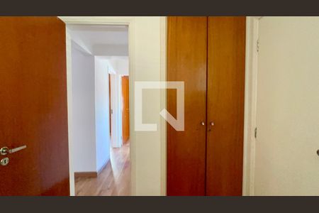 Quarto 1 de apartamento para alugar com 2 quartos, 74m² em Pinheiros, São Paulo