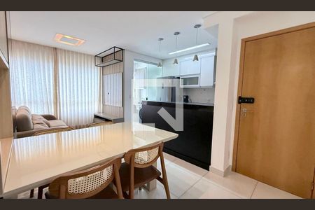 Sala de apartamento à venda com 2 quartos, 63m² em Vila da Serra, Nova Lima