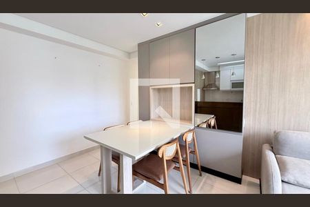 Sala de apartamento à venda com 2 quartos, 63m² em Vila da Serra, Nova Lima