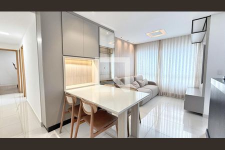Sala de apartamento à venda com 2 quartos, 63m² em Vila da Serra, Nova Lima