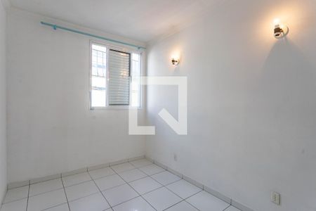Quarto 2 de apartamento para alugar com 2 quartos, 50m² em Vila Maria Leonor, Diadema