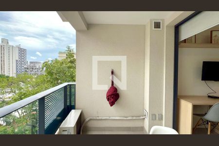 Varanda de kitnet/studio para alugar com 1 quarto, 27m² em Cerqueira César, São Paulo