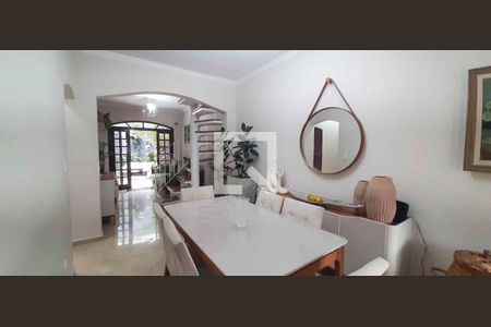 Casa à venda com 5 quartos, 206m² em Bonfim, Osasco