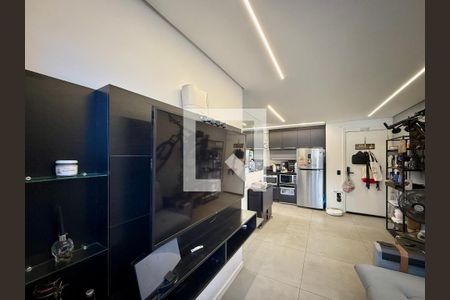 Sala  de apartamento à venda com 2 quartos, 73m² em Santo Amaro, São Paulo