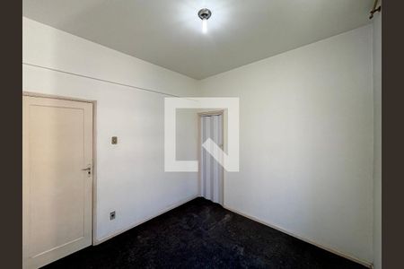 Quarto 1 de apartamento à venda com 2 quartos, 57m² em Copacabana, Rio de Janeiro