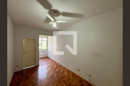 Sala de apartamento à venda com 2 quartos, 57m² em Copacabana, Rio de Janeiro