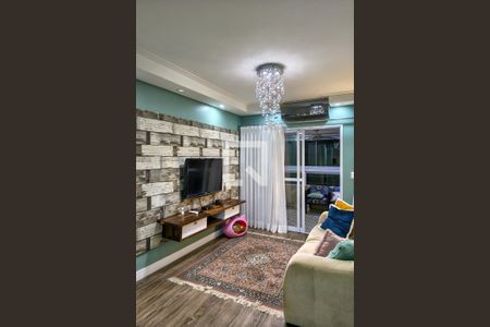 Sala  de apartamento para alugar com 3 quartos, 130m² em Canto do Forte, Praia Grande