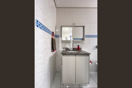 Banheiro da Suíte de casa à venda com 2 quartos, 110m² em Jardim Patente, São Paulo