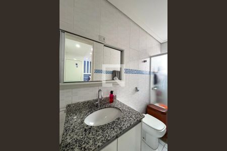 Banheiro da Suíte de casa à venda com 2 quartos, 110m² em Jardim Patente, São Paulo