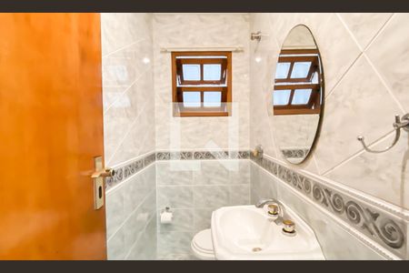 Lavabo de casa para alugar com 4 quartos, 174m² em Jardim Ipanema(zona Leste), São Paulo