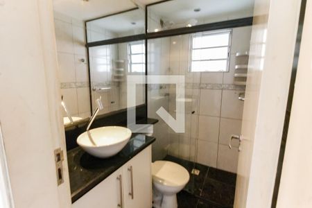 Banheiro Corredor de apartamento à venda com 3 quartos, 70m² em Morumbi, São Paulo