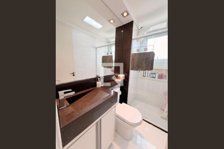 Banheiro de apartamento à venda com 2 quartos, 48m² em Jardim do Lago, Jundiaí