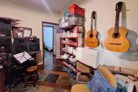 Quarto 1 de casa de condomínio à venda com 3 quartos, 150m² em Sapê, Niterói