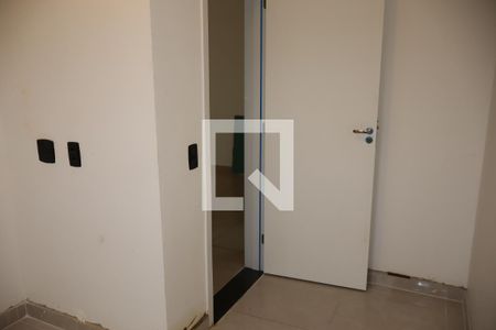 Quarto 1 de apartamento para alugar com 2 quartos, 45m² em Vila Fernandes, São Paulo