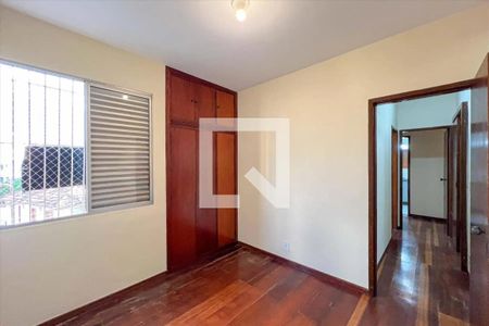 Quarto  de apartamento à venda com 3 quartos, 85m² em Floresta, Belo Horizonte