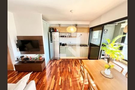 Sala/Cozinha de apartamento para alugar com 2 quartos, 53m² em Jardim São Paulo, São Paulo