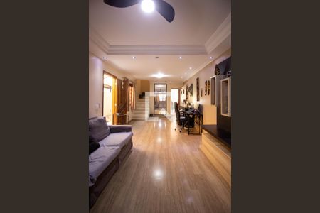 Casa à venda com 3 quartos, 173m² em Jardim America, Taboão da Serra