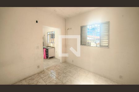 Sala/Quarto de casa para alugar com 1 quarto, 30m² em Jordanópolis, São Paulo