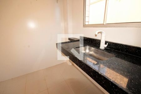 cozinha de apartamento à venda com 3 quartos, 65m² em Santo Antônio, Belo Horizonte