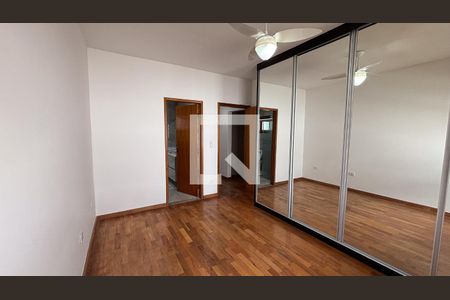 Quarto 1 - Suíte de casa para alugar com 2 quartos, 360m² em Jardim Santa Maria, Jacareí