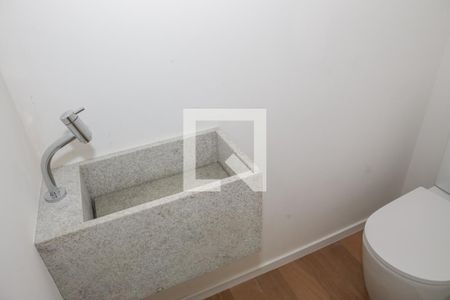 Lavabo de apartamento à venda com 1 quarto, 57m² em Lapa, São Paulo