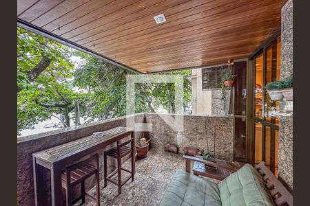 Apartamento para alugar com 4 quartos, 282m² em Urca, Rio de Janeiro