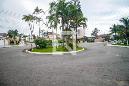Casa para alugar com 5 quartos, 1000m² em Balneario Flórida, Praia Grande