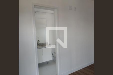 Banheiro de apartamento à venda com 2 quartos, 69m² em Vila Assunção, Santo André