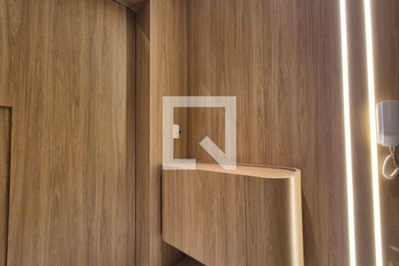 Hall de Entrada  de apartamento para alugar com 3 quartos, 167m² em Cambuí, Campinas