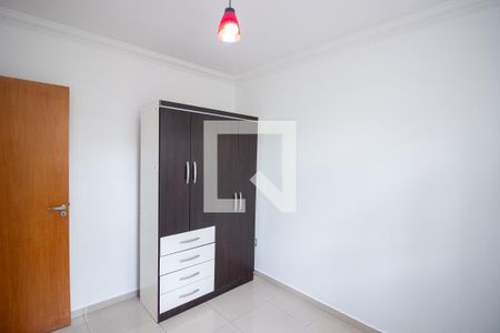 Quarto 1 de apartamento para alugar com 2 quartos, 48m² em Arvoredo, Contagem