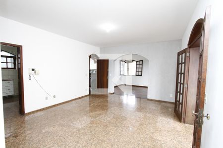 Sala de Jantar de casa à venda com 6 quartos, 390m² em São Marcos, Belo Horizonte