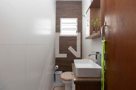 Lavabo de casa à venda com 4 quartos, 130m² em Vila Nivi, São Paulo