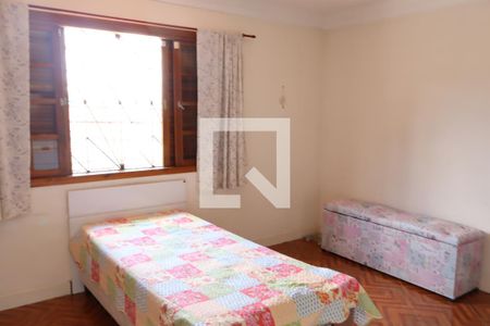 Quarto 1 de casa à venda com 3 quartos, 205m² em Jardim Santa Adelia, São Paulo