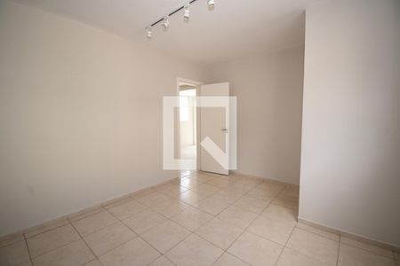 Sala 1 de casa de condomínio para alugar com 3 quartos, 190m² em Cabral, Contagem