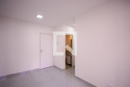 Sala  de apartamento para alugar com 2 quartos, 42m² em Vila Vermelha, São Paulo