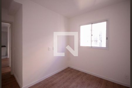 Quarto 2 de apartamento para alugar com 2 quartos, 38m² em Vila Vermelha, São Paulo