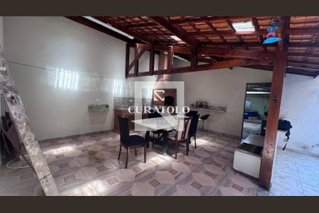 Casa à venda com 4 quartos, 290m² em Vila Santa Catarina, São Paulo