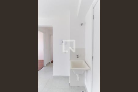 Sala - Cozinha de apartamento para alugar com 2 quartos, 35m² em Vila Carmosina, São Paulo