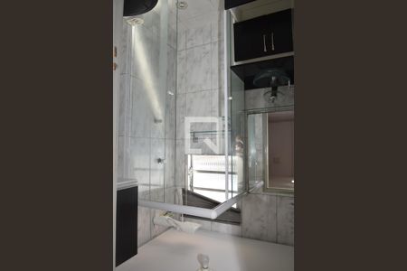 Apartamento para alugar com 2 quartos, 50m² em Jardim Iracema, Embu das Artes