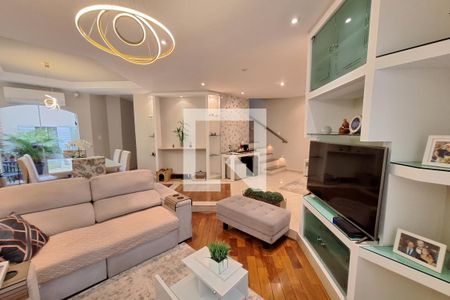 Sala  de casa à venda com 3 quartos, 259m² em Utinga, Santo André