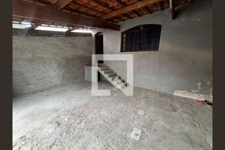 Casa à venda com 3 quartos, 200m² em Parque Cisper, São Paulo