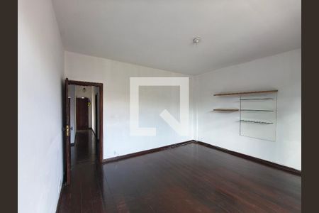 Casa para alugar com 2 quartos, 300m² em Taquara, Rio de Janeiro