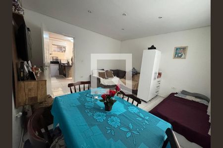 Casa para alugar com 3 quartos, 125m² em Vila Pirajussara, São Paulo