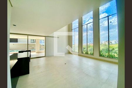 Casa à venda com 4 quartos, 447m² em Jardim Samambaia, Jundiaí